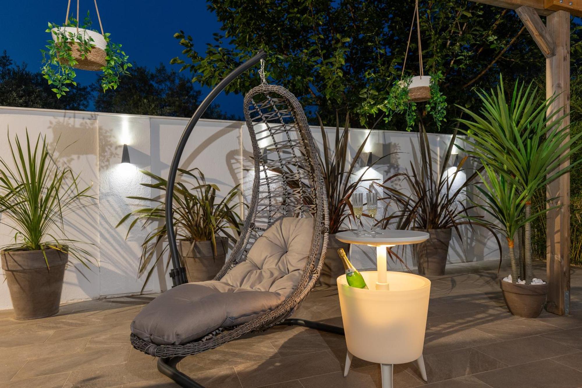 Jacuzzi Deluxe Villa Скала-Сотирос Экстерьер фото